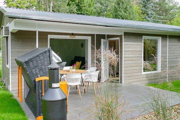 8 Aussenansicht Haus 1.jpg