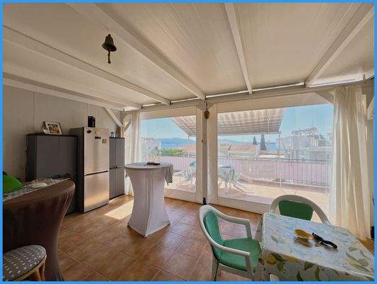 16c530614f95427682db138d036e50cc-original