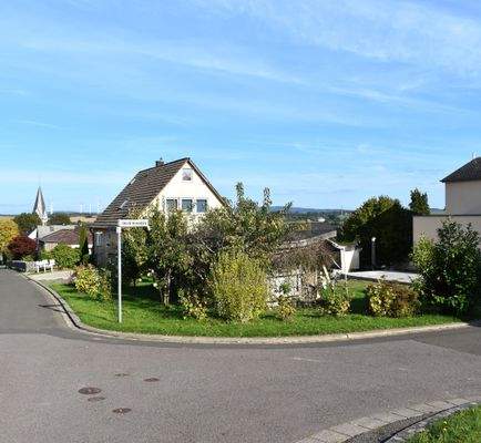 Grundstück mit Haus