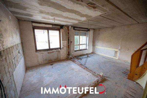 Küche mit Essbereich