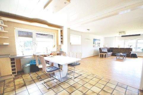 11126 Wohn-Essbereich 