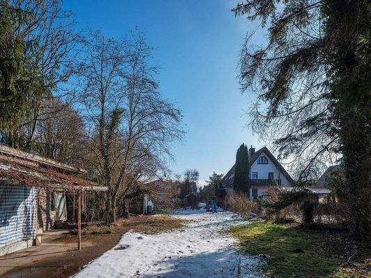 Garten Blick nach Osten.jpg