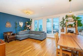 Wohnzimmer / Essbereich