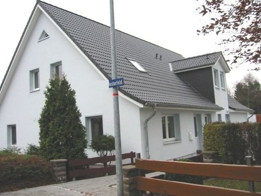 Hausansicht Straße