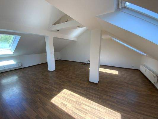 Schlafzimmer  (Ausgebautes DG)