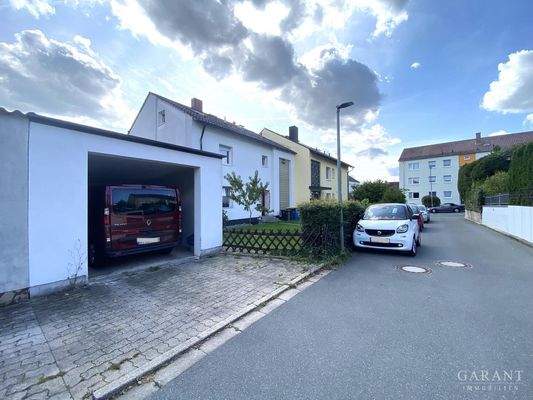 Blick auf den Garagenbereich