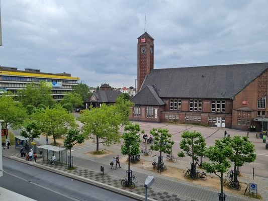 Ausblick Post und Bahnhof