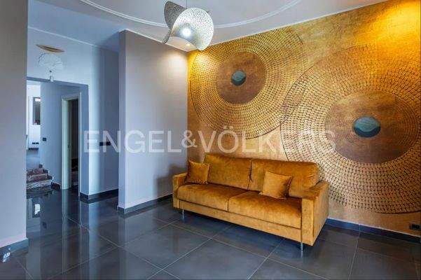 Screenshot 2025-09-26 115049.jpg