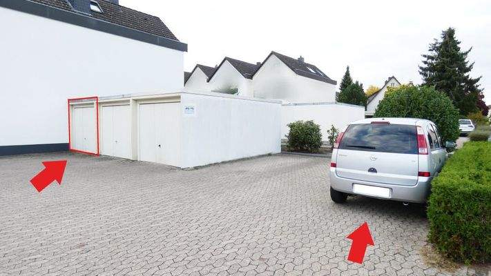 Garage und Stellplatz