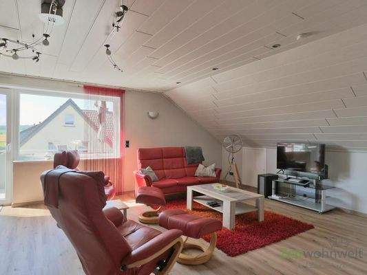 große Sitzecke und TV