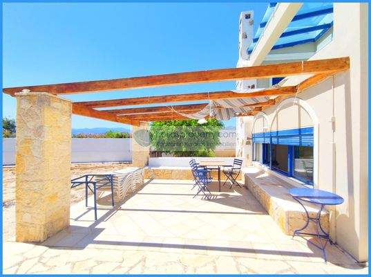 6f1bb549a37b47a18740771cf5e38027-original