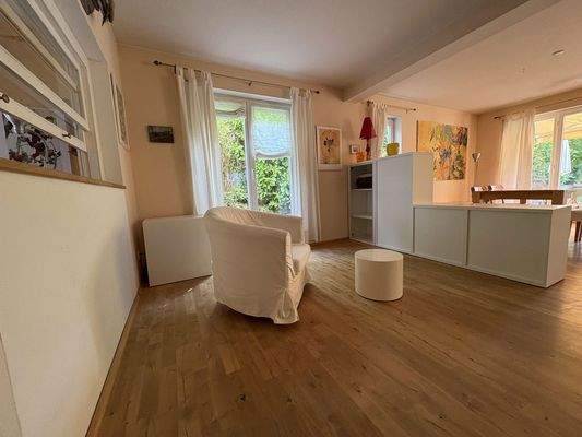 Blick ins Wohnzimmer