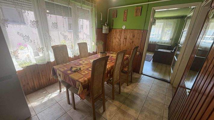 att.-SEbXlkrQu1sTCk4IVqv8C3AJMllIgdYY9LxHDBWJc8 má