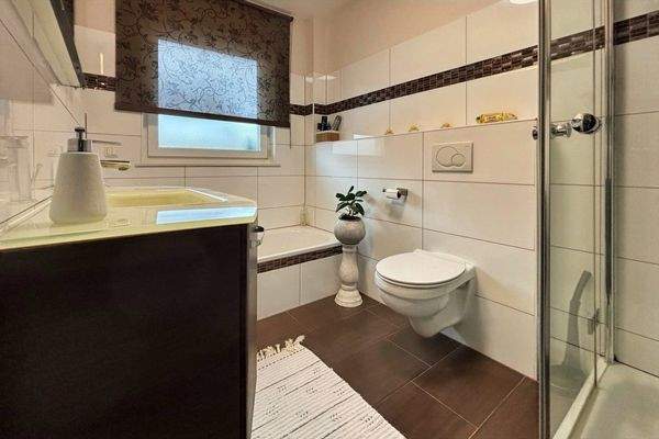 Bad Einliegerwohnung