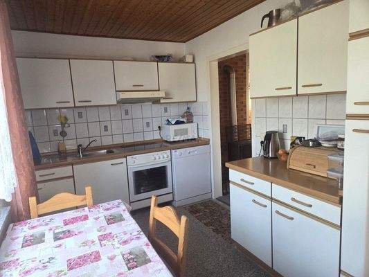 Küche und Esszimmer