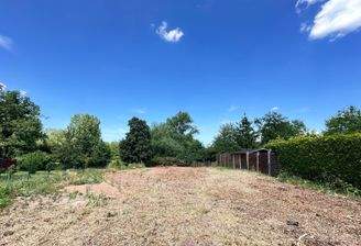 1E91C3BF-3D61-47B8-9D46-05BB71885AE8_1_201_a