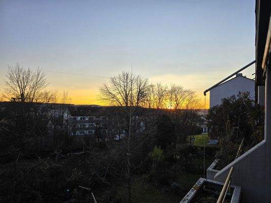 1. Obergeschoss - Ausblick Süd-Balkon - Sonnenuntergang