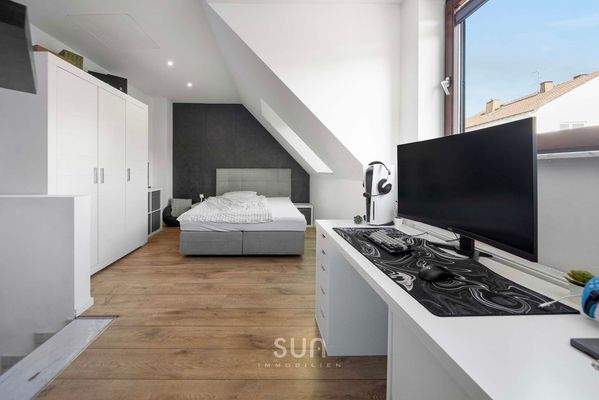 GROßZÜGIGES KINDERZIMMER 2