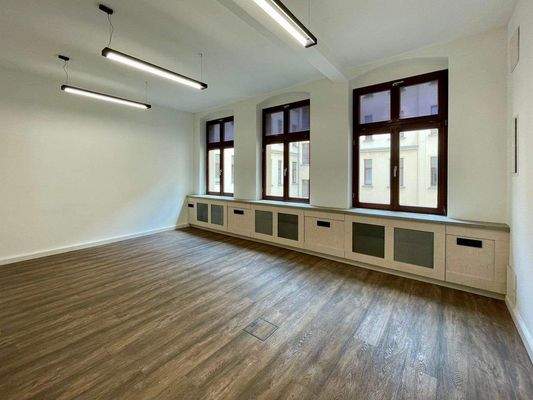 Münzstraße_3-5_1&amp;2OG (9).jpg