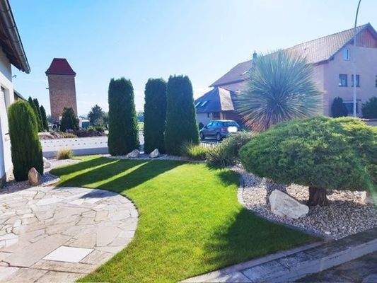 .. toller Vorgarten !