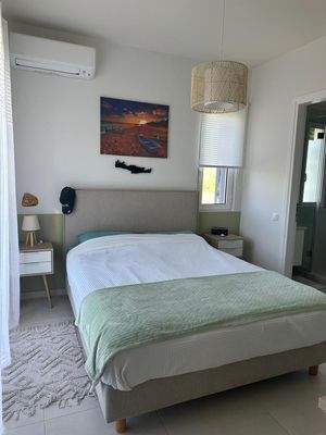 Kreta, Maleme: Erdgeschosswohnung zu verkaufen, nur wenige Schritte vom Strand entfernt