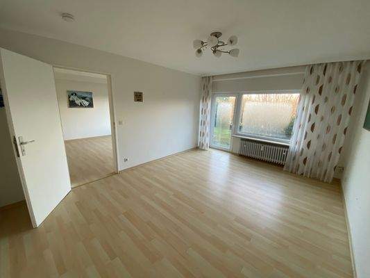 Haus-Fernwald-Wohn- und Esszimmer UG.JPG