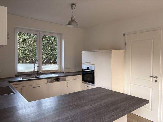 Einbauküche mit Tresen