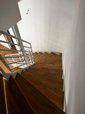 original-71B6C30C-B4E5-4949-9C74-84AD2DA13706