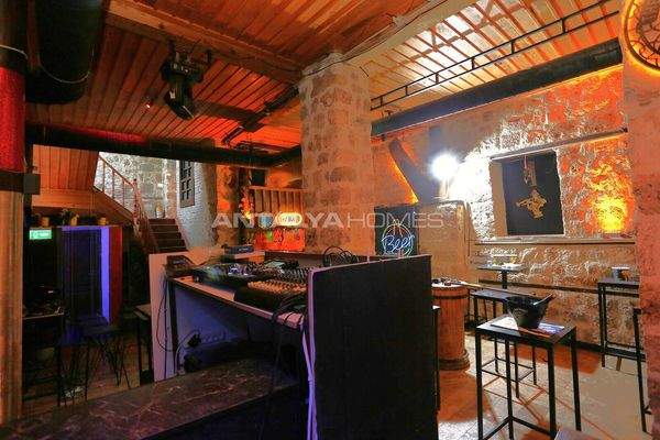 Commercial in a Lively Area of Kaleiçi Antalya