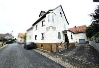 Front Vorder- und Hinterhaus