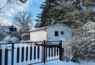 Baugrundstück mit Bungalow