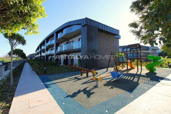 3-Bedroom Flats Near Lara Beach in Antalya