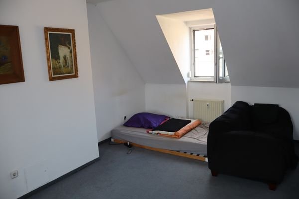 Wohn/Schlafzimmer