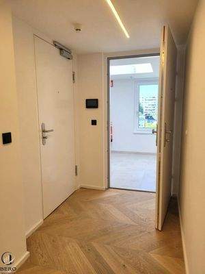 2 Eingänge zum Penthouse