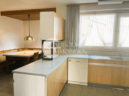 369.Küche-Essbereich