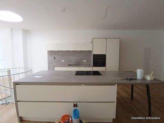 Einbauküche (sehr hochwertig)