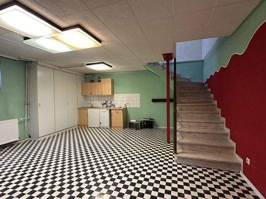 Friseurladen UG1 Aufenthalt