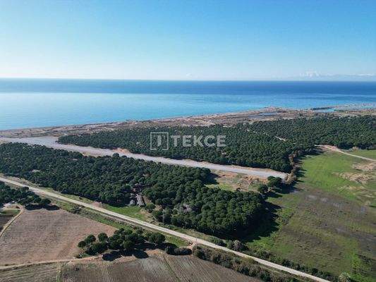 Tourism-Zoned Land Near the Sea in Antalya Manavgat