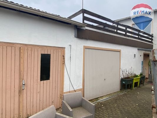 5. Scheune & Garage