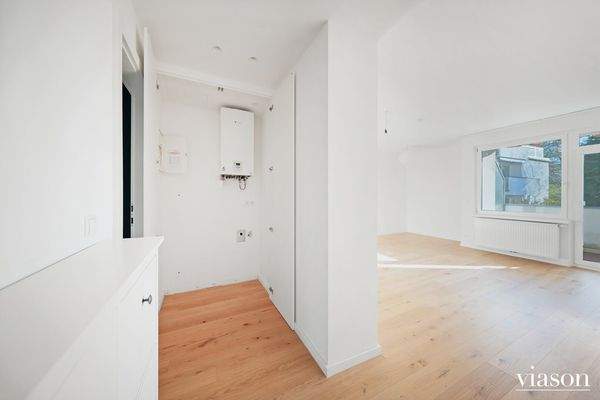 Abstellnische im Vorraum