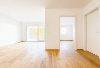 Wohnküche und Schlafzimmer 1