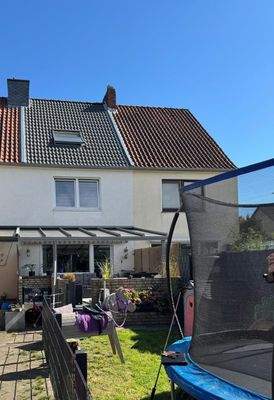 Garten hinter dem Haus