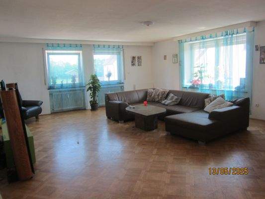 02-641 Altbau, 1.OG, Wohnen 42 m².JPG