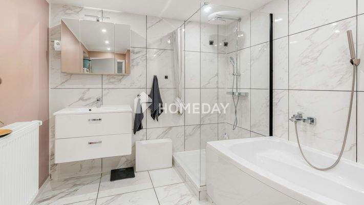 1. OG Badezimmer 2 1