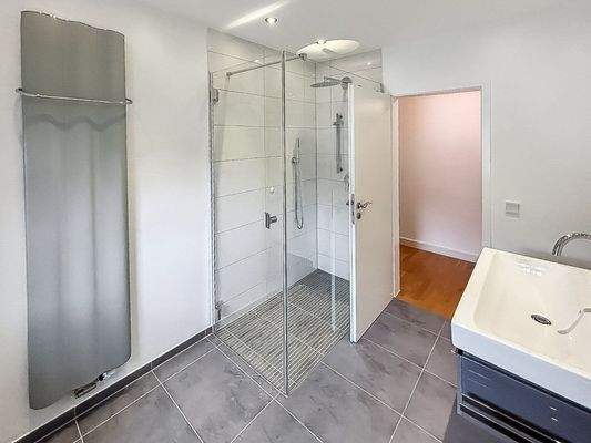 Badezimmer Ansicht II