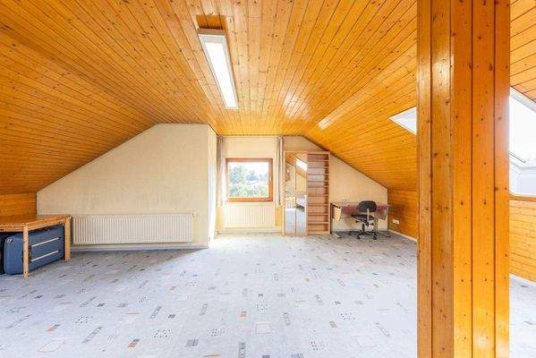 Wohnbereich (DG) 1.jpg