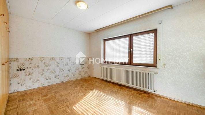 1. OG Schlafzimmer 1