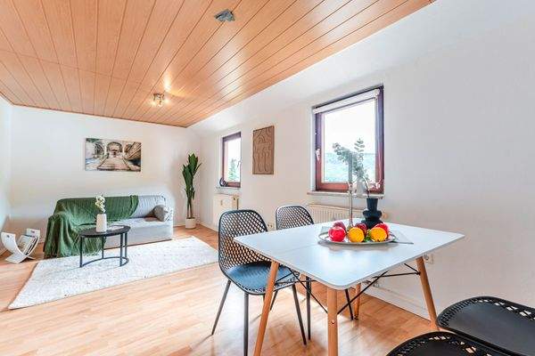 DG rechts - gesamter Wohnbereich