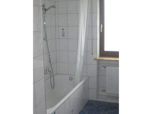 Wohnung OG 1 rechts Bad