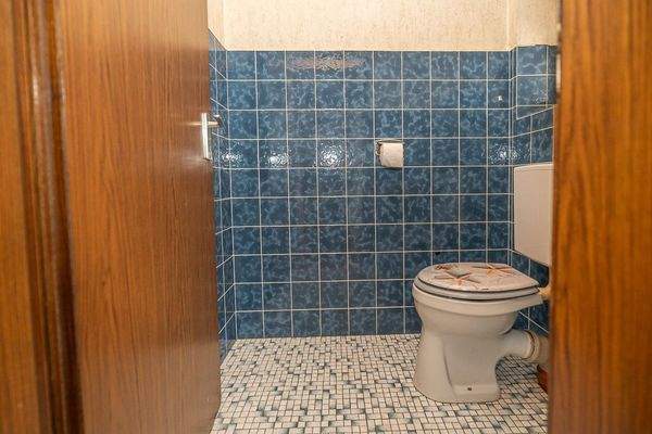 WHG 2 - Gäste-WC EG